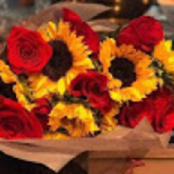 Meet your Posher, Carmen - Picture 1 of 1